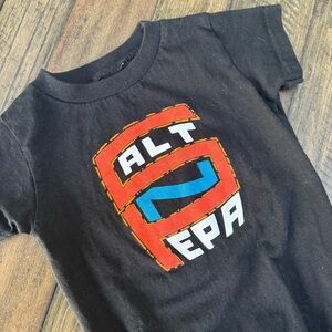 Salt ‘n Pepa baby onesie snapsuit 18 months